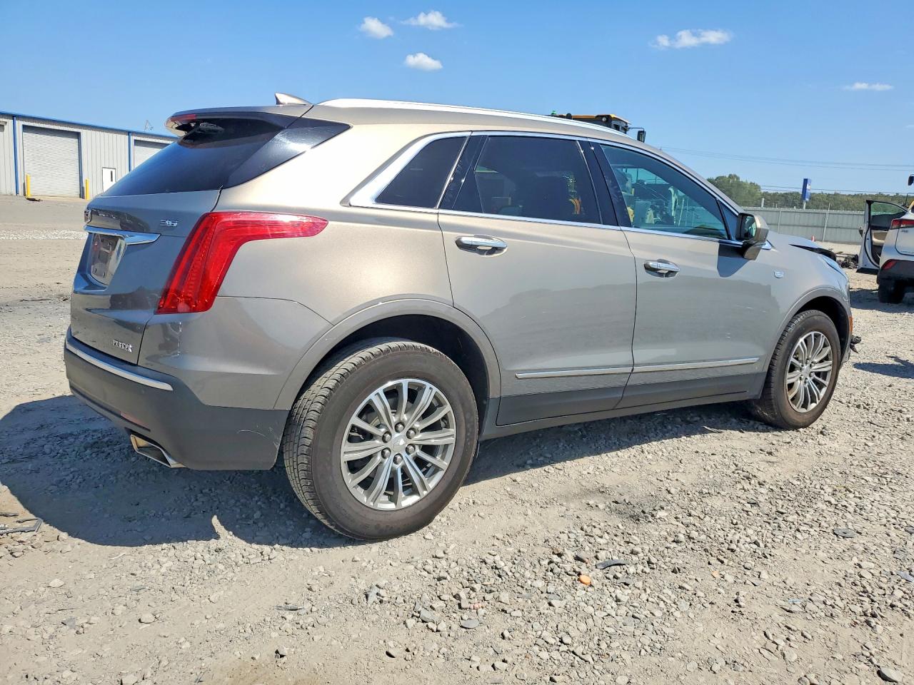 1GYKNCRS2JZ117344 · 2018 CADILLAC XT5 · 3/13