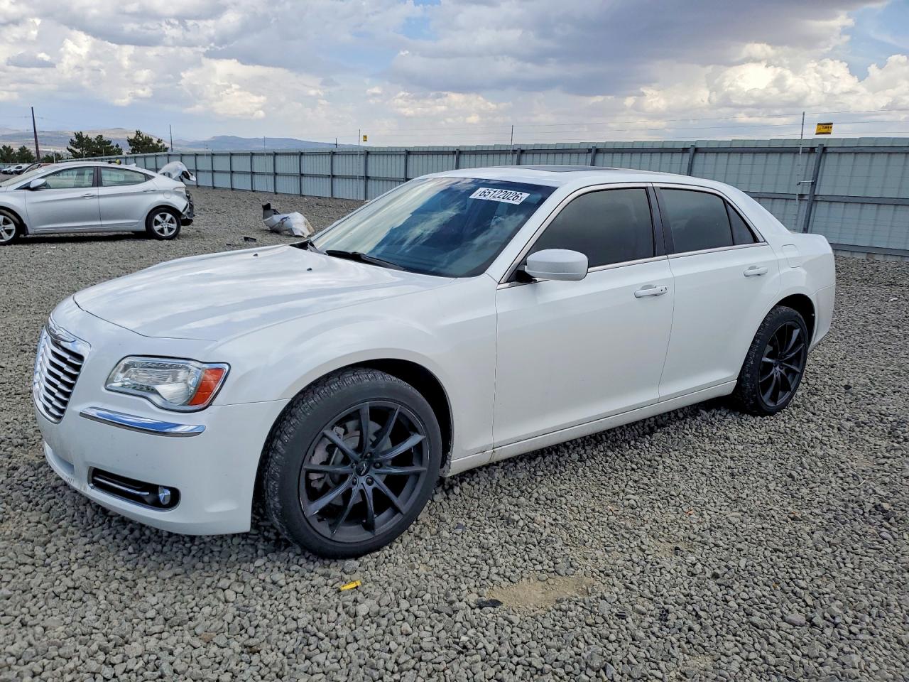 2C3CCARG8DH733168 · 2013 CHRYSLER 300