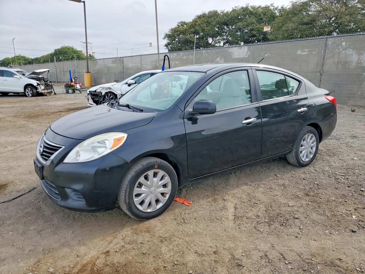 3N1CN7AP3CL824197 · 2012 NISSAN VERSA