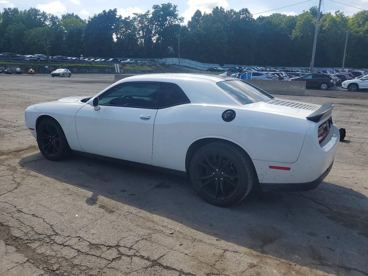 2C3CDZAG5GH184959 · 2016 DODGE CHALLENGER · 2/13