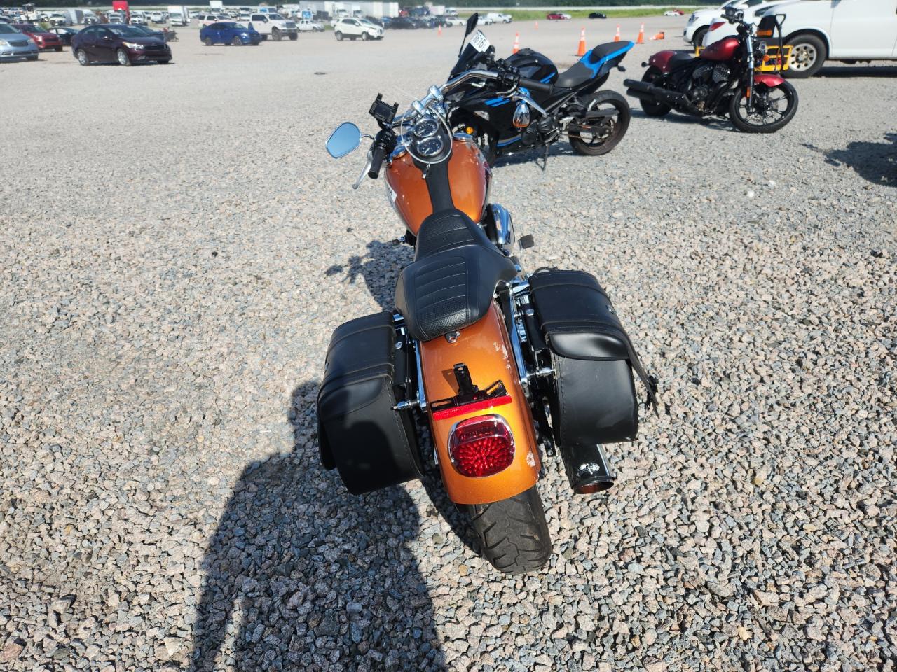 1HD1GNM2XEC327633 · 2014 HARLEY-DAVIDSON FXDL · 4/9