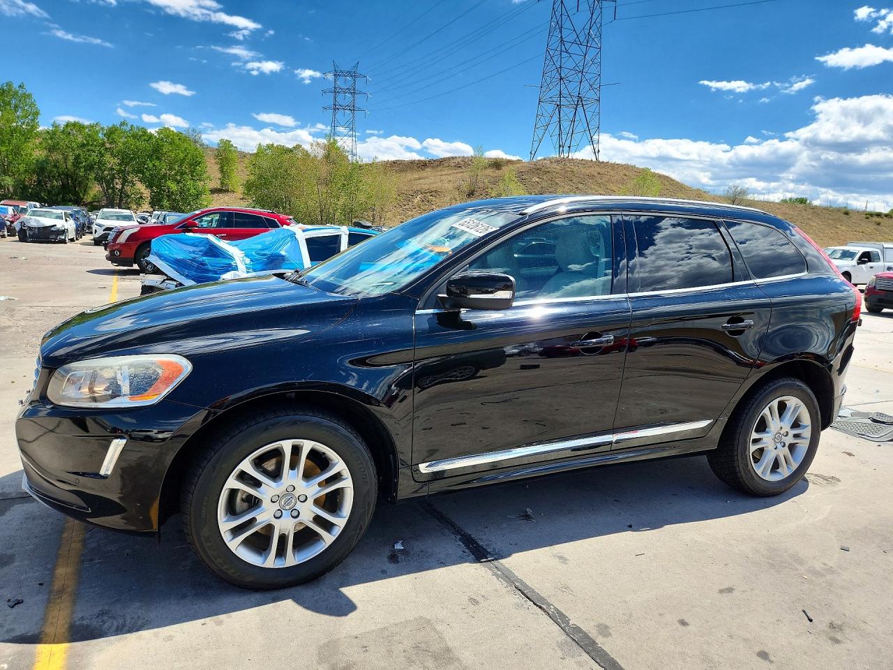 YV440MDK1G2901894 · 2016 VOLVO XC60