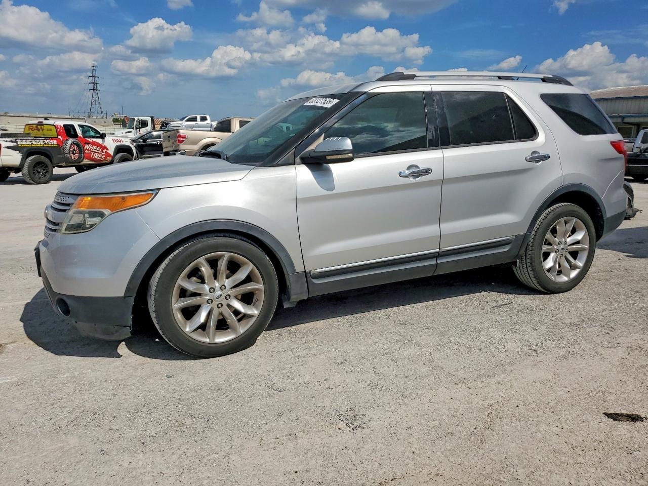 1FM5K7F88DGA30233 · 2013 FORD EXPLORER