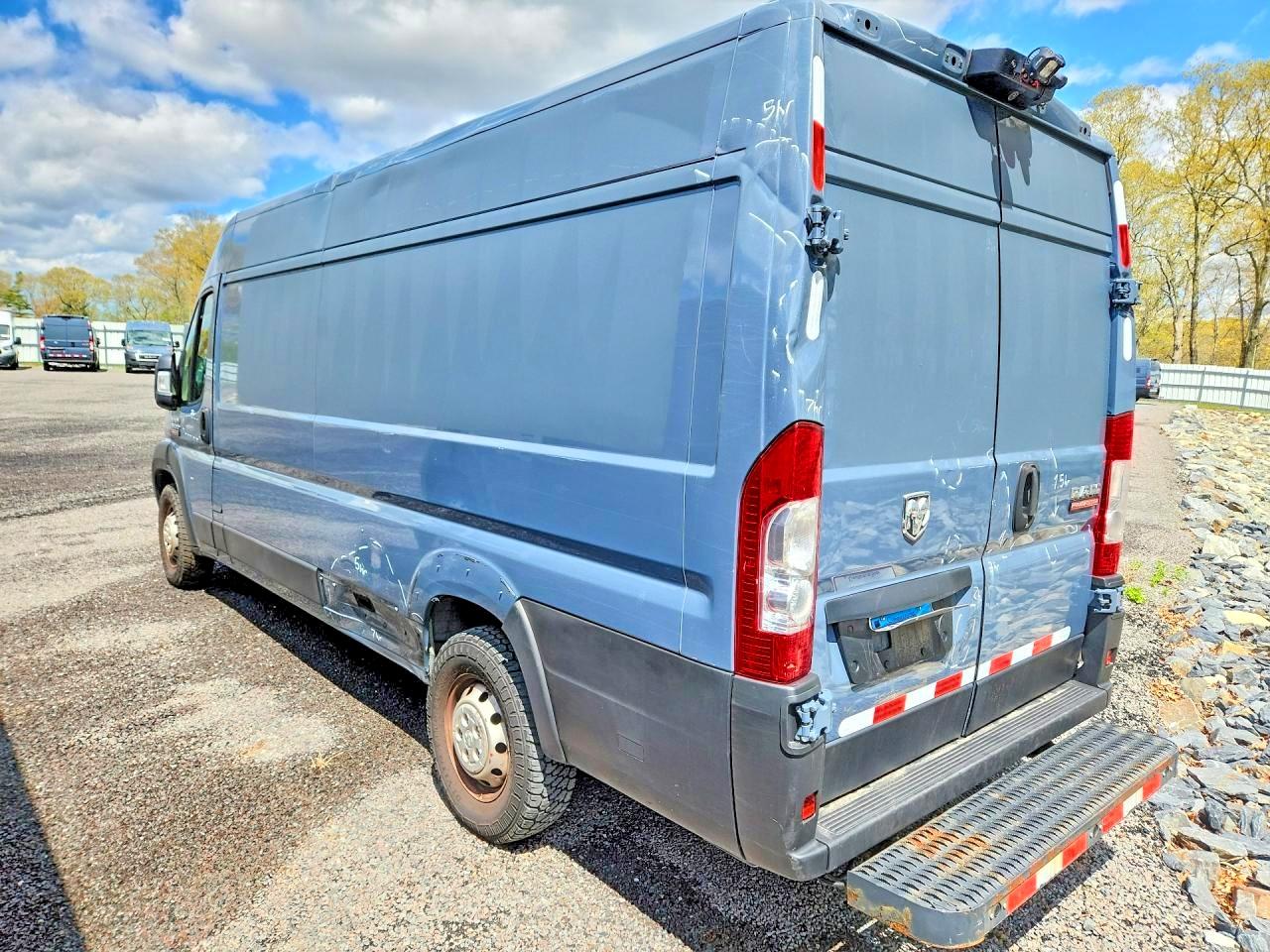 OLDLOTJG3LE140062 · 2020 RAM PROMASTER 1500 · 2/13