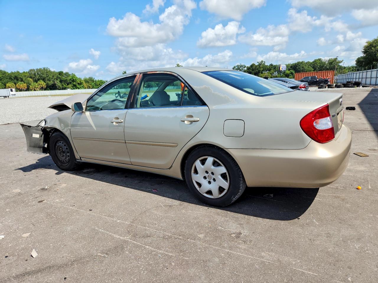 4T1BE30K54U862069 · 2004 TOYOTA CAMRY · 2/12