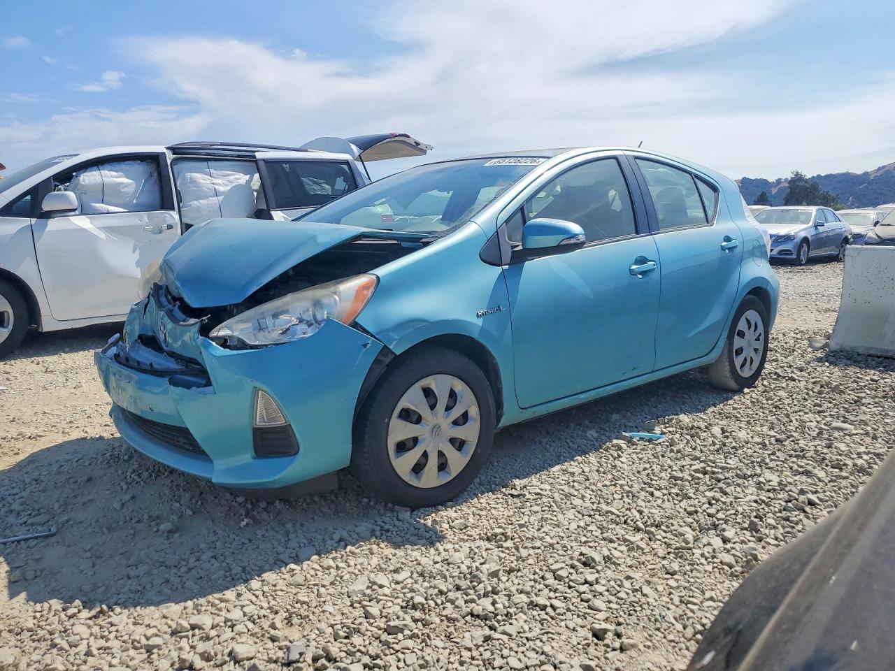 JTDKDTB33D1054799 · 2013 TOYOTA PRIUS C