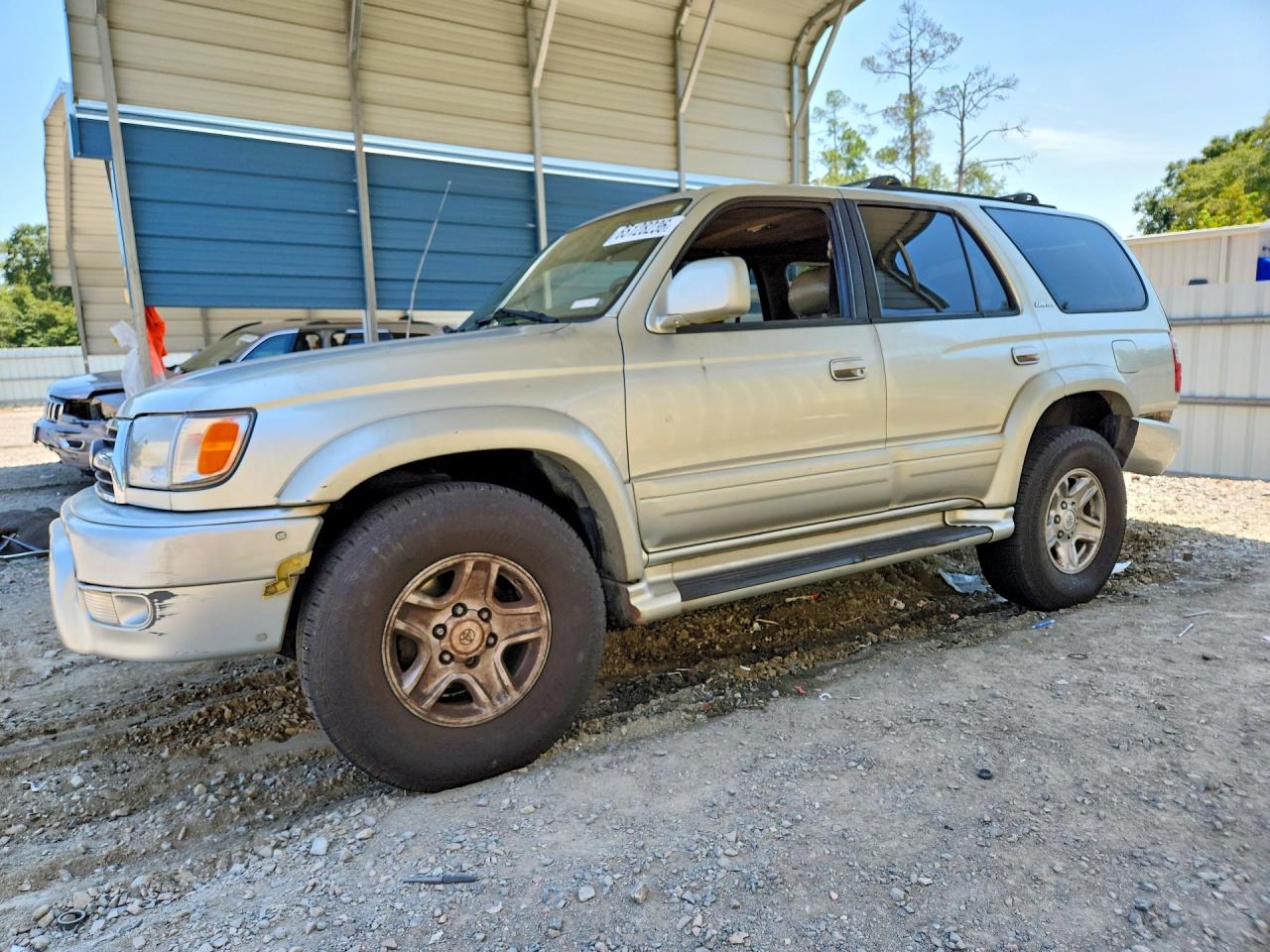 JT3GN87R6Y0143649 · 2000 TOYOTA 4RUNNER
