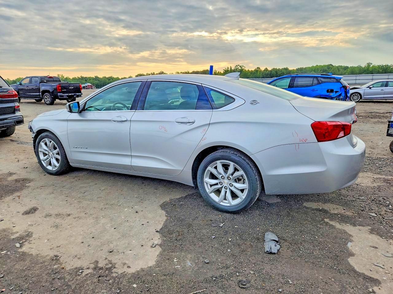 1G11Z5SA8KU140606 · 2019 CHEVROLET IMPALA · 2/12