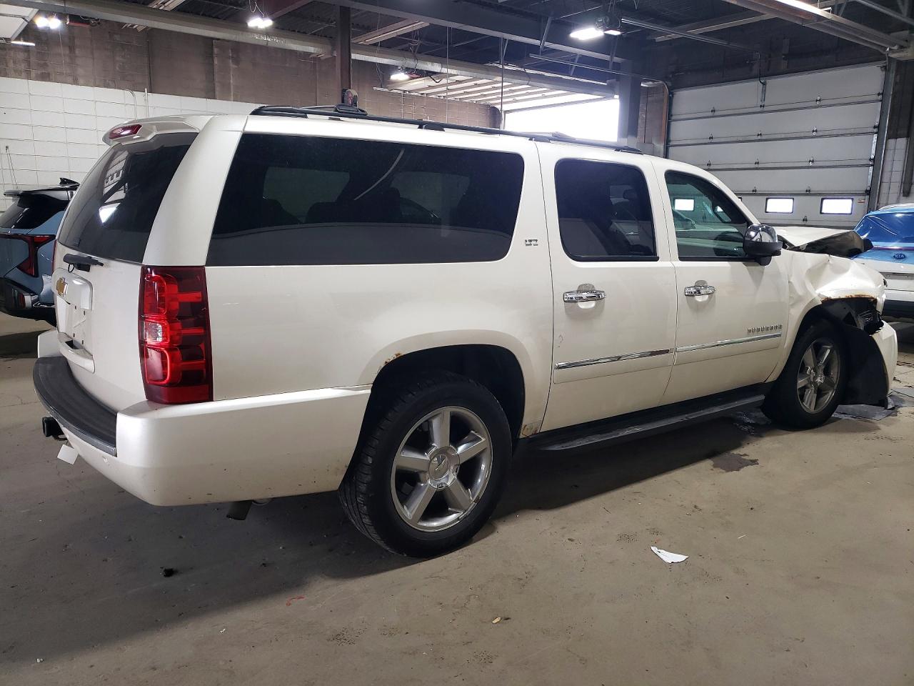 1GNSKKE75ER108497 · 2014 CHEVROLET SUBURBAN · 3/14