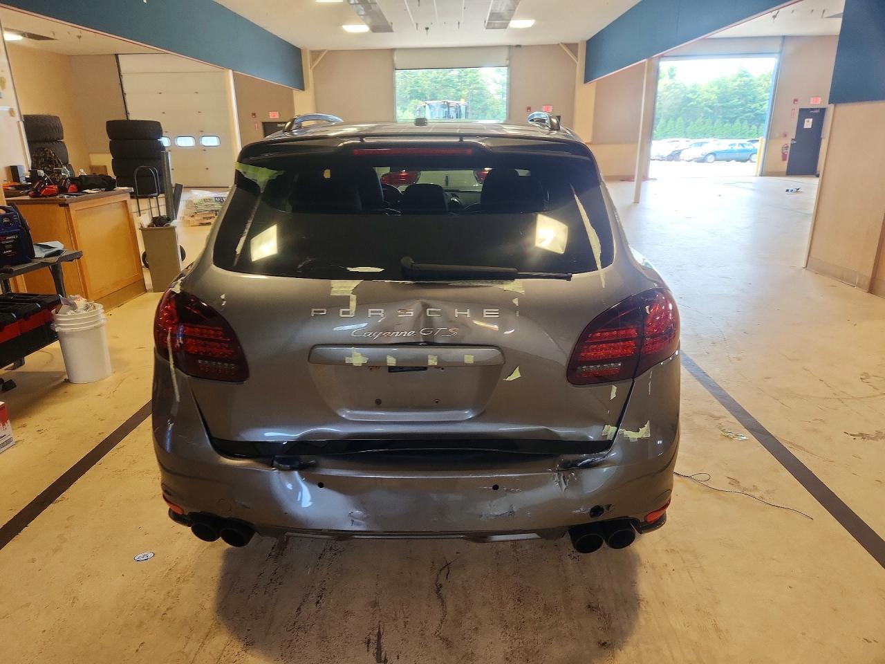 WP1AD2A20DLA77572 · 2013 PORSCHE CAYENNE · 6/12