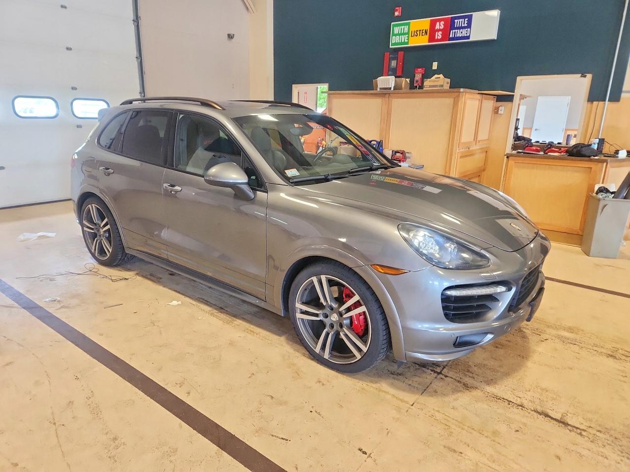 WP1AD2A20DLA77572 · 2013 PORSCHE CAYENNE · 4/12