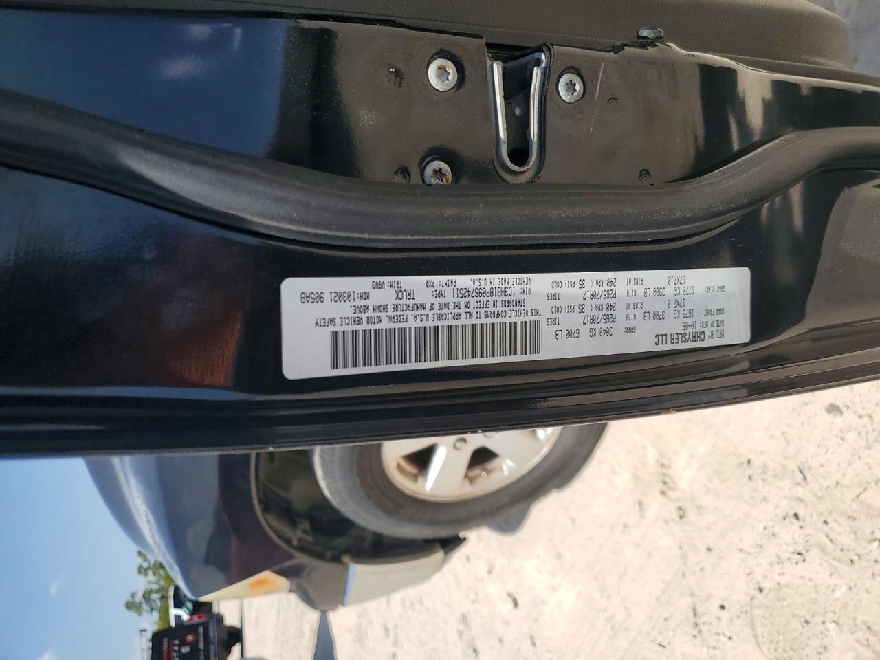 1D3HB18P09S742511 · 2009 DODGE RAM 1500 · 12/12