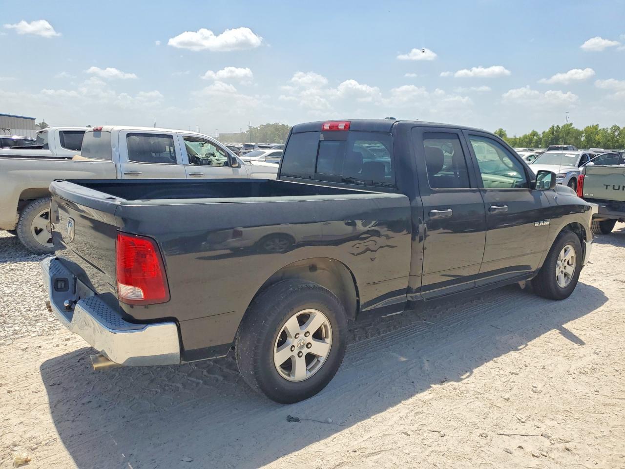 1D3HB18P09S742511 · 2009 DODGE RAM 1500 · 3/12