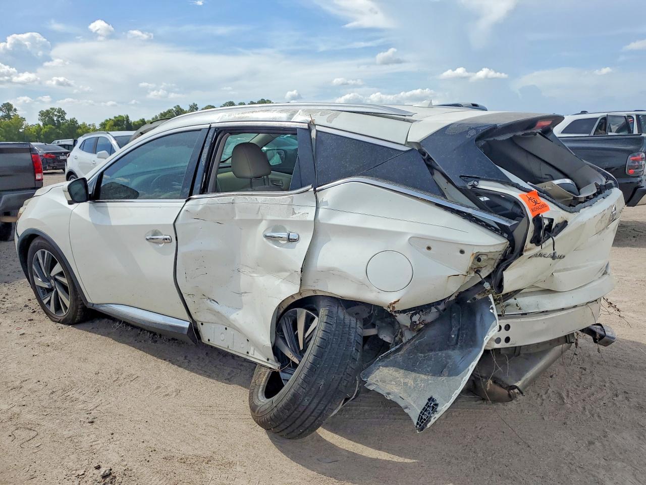 5N1AZ2MG9GN104444 · 2016 NISSAN MURANO · 2/13