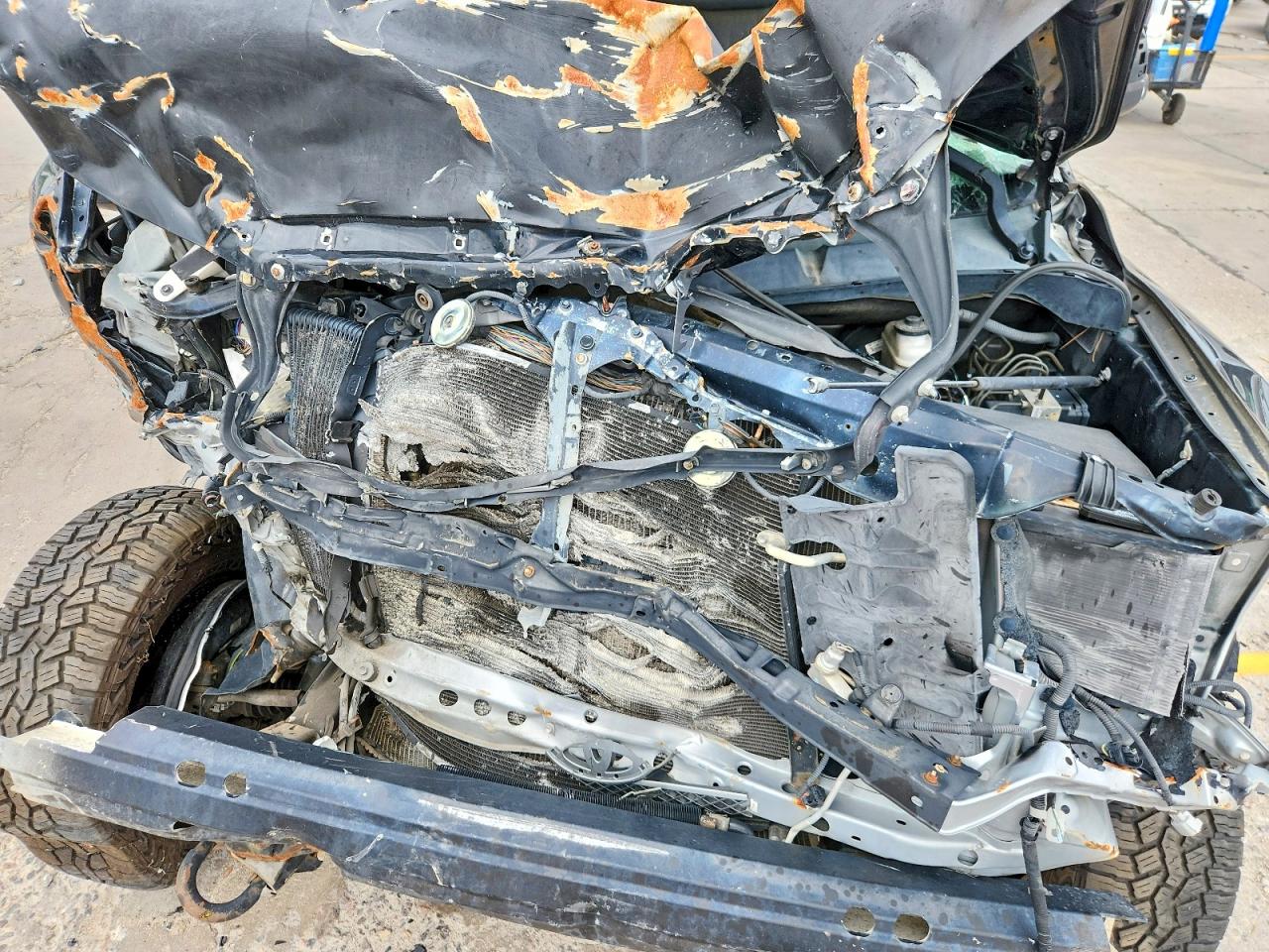 5TFDV58188X074587 · 2008 TOYOTA TUNDRA · 11/13
