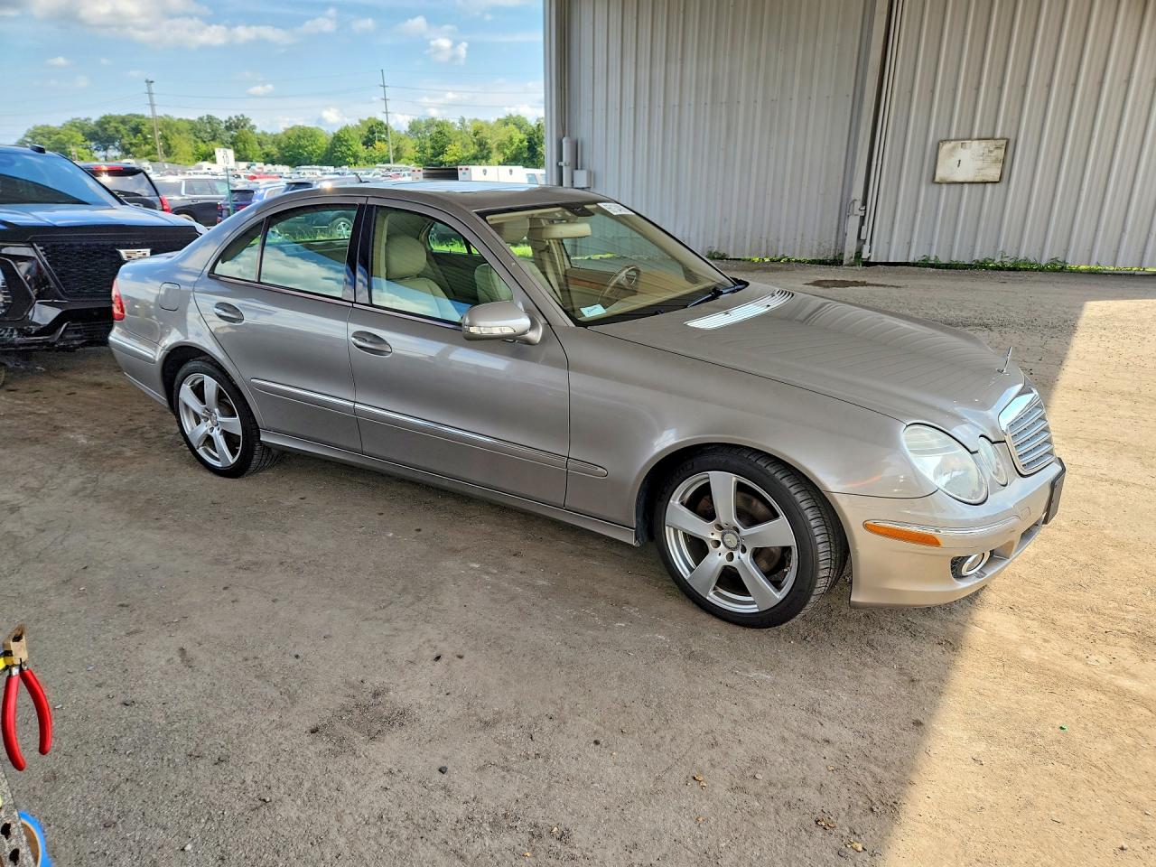 WDBUF87X28B266183 · 2008 MERCEDES-BENZ E · 4/12