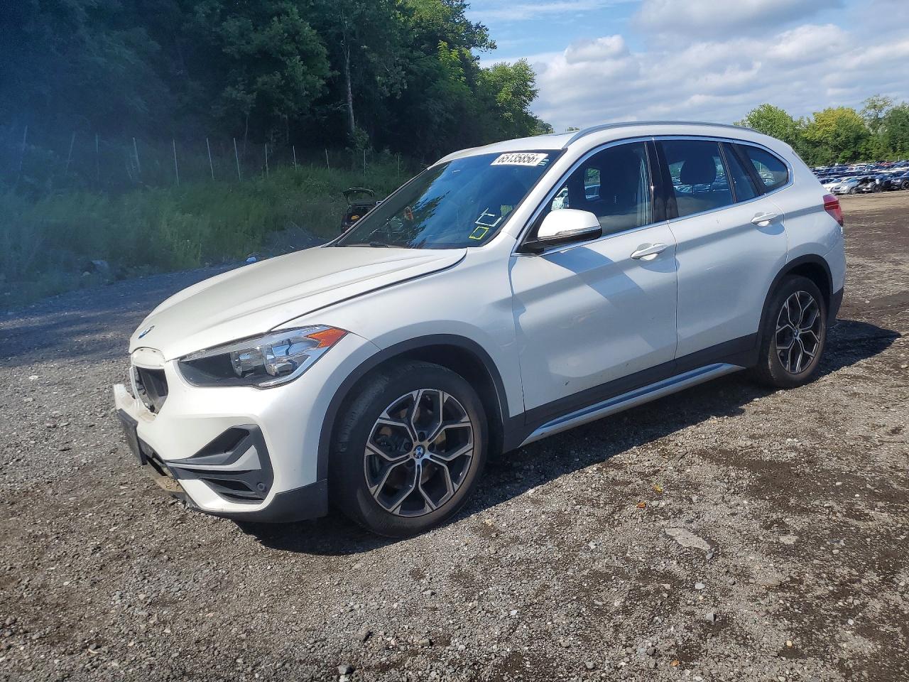 WBXJG9C04M5S32449 · 2021 BMW X1