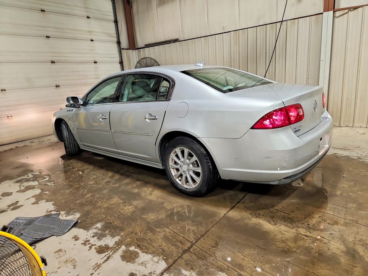 1G4HA5EM3BU131794 · 2011 BUICK LUCERNE · 2/13