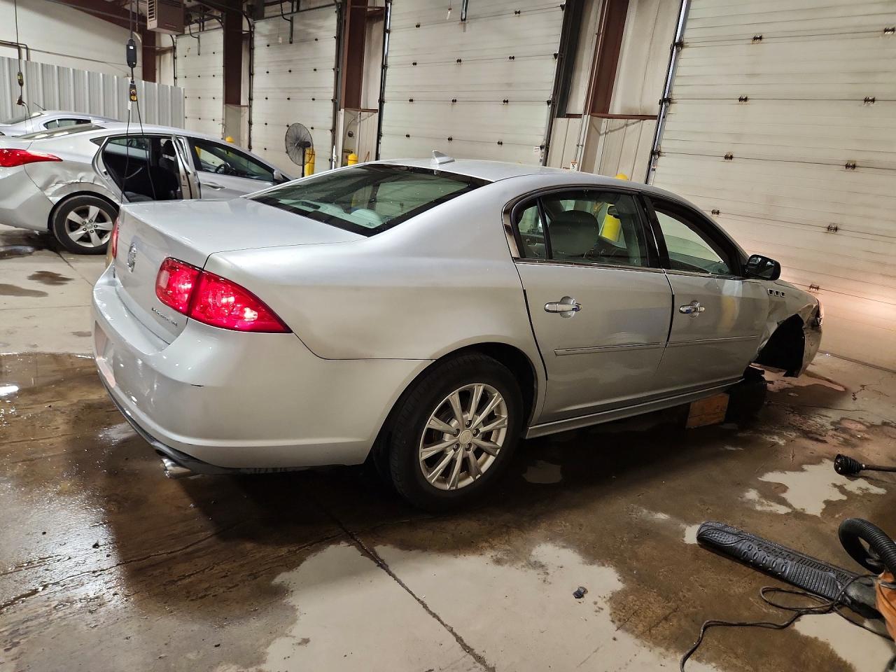 1G4HA5EM3BU131794 · 2011 BUICK LUCERNE · 3/13
