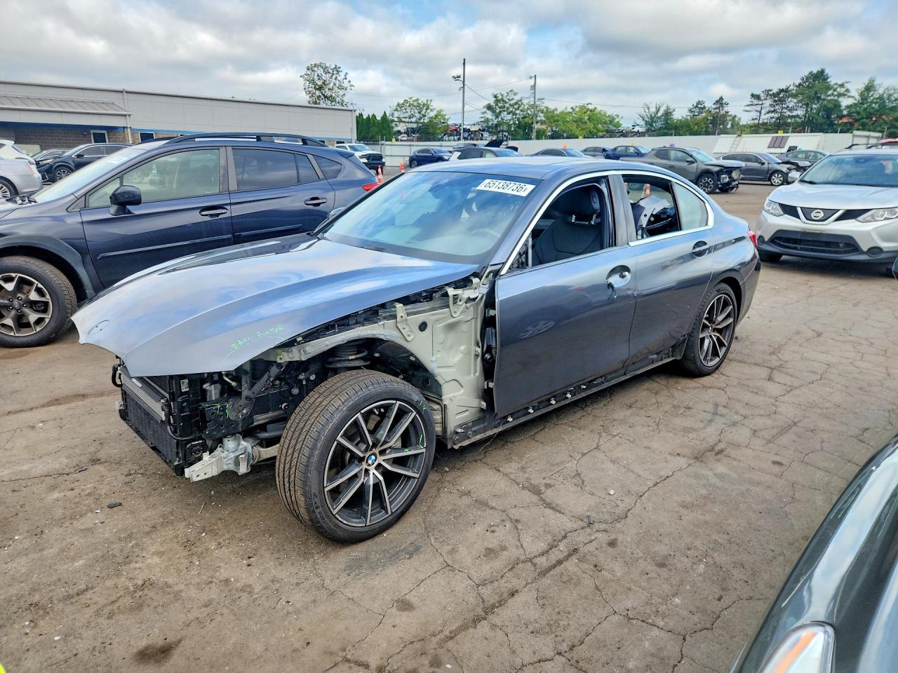 3MW5R7J03M8B53385 · 2021 BMW 330XI