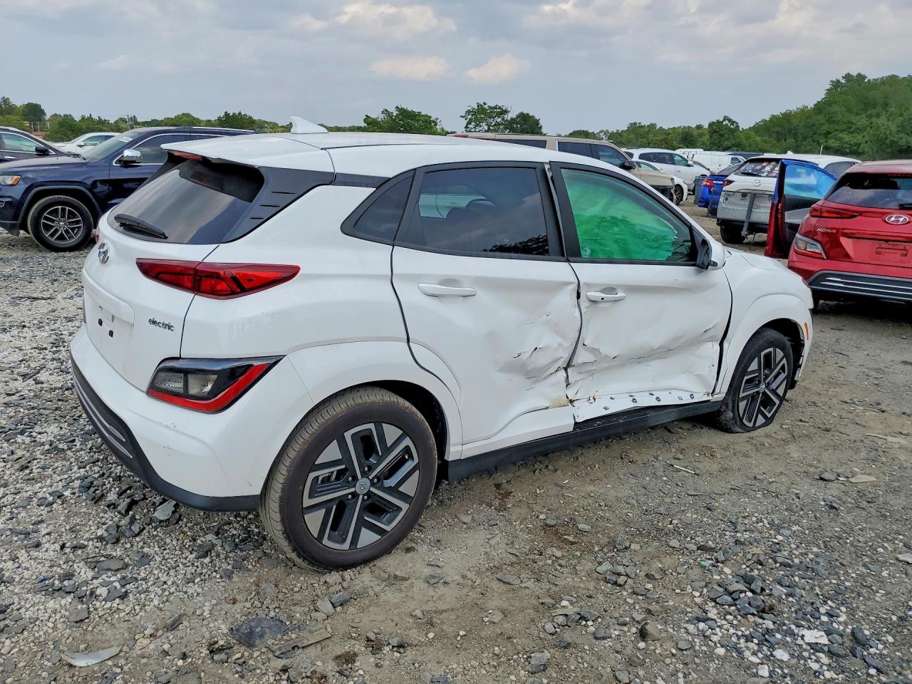 KM8K23AGXPU191148 · 2023 HYUNDAI KONA · 3/13