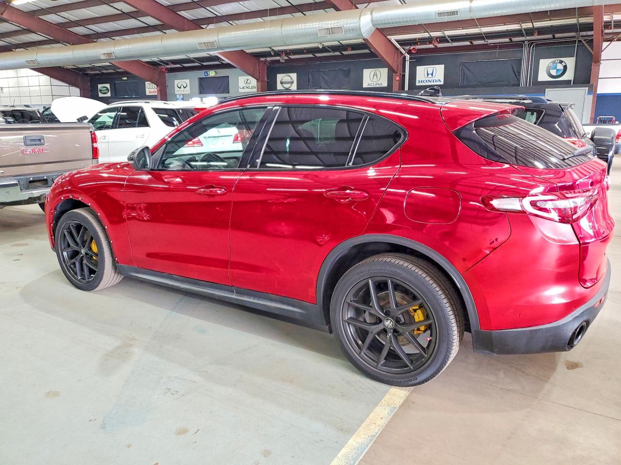 ZASPAKBN7K7C53964 · 2019 ALFA ROMEO STELVIO · 2/13