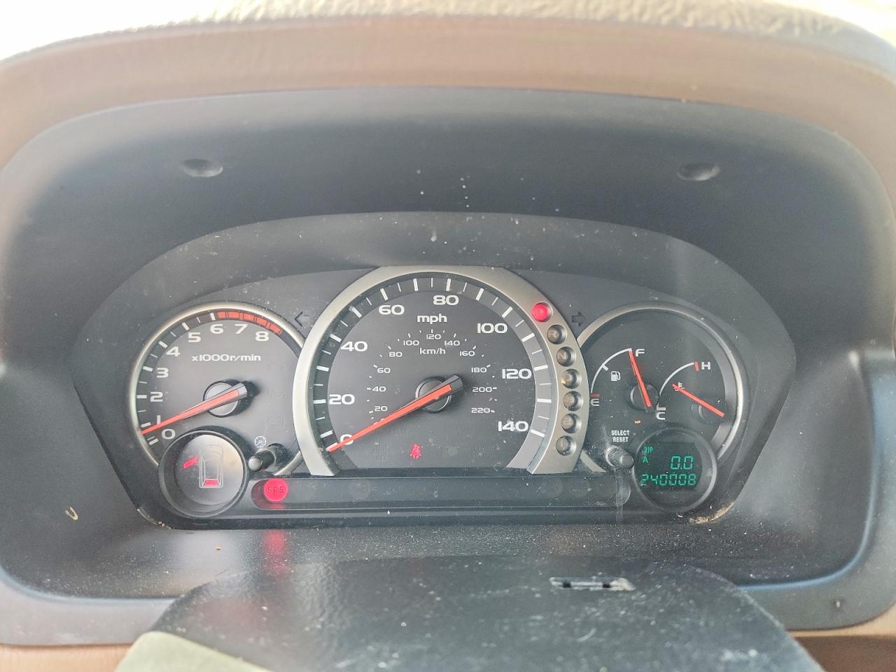 2HKYF186X3H530080 · 2003 HONDA PILOT · 9/13
