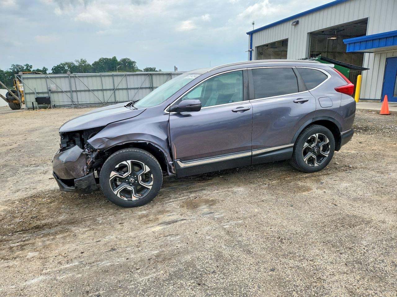 5J6RW2H98HL033546 · 2017 HONDA CR-V