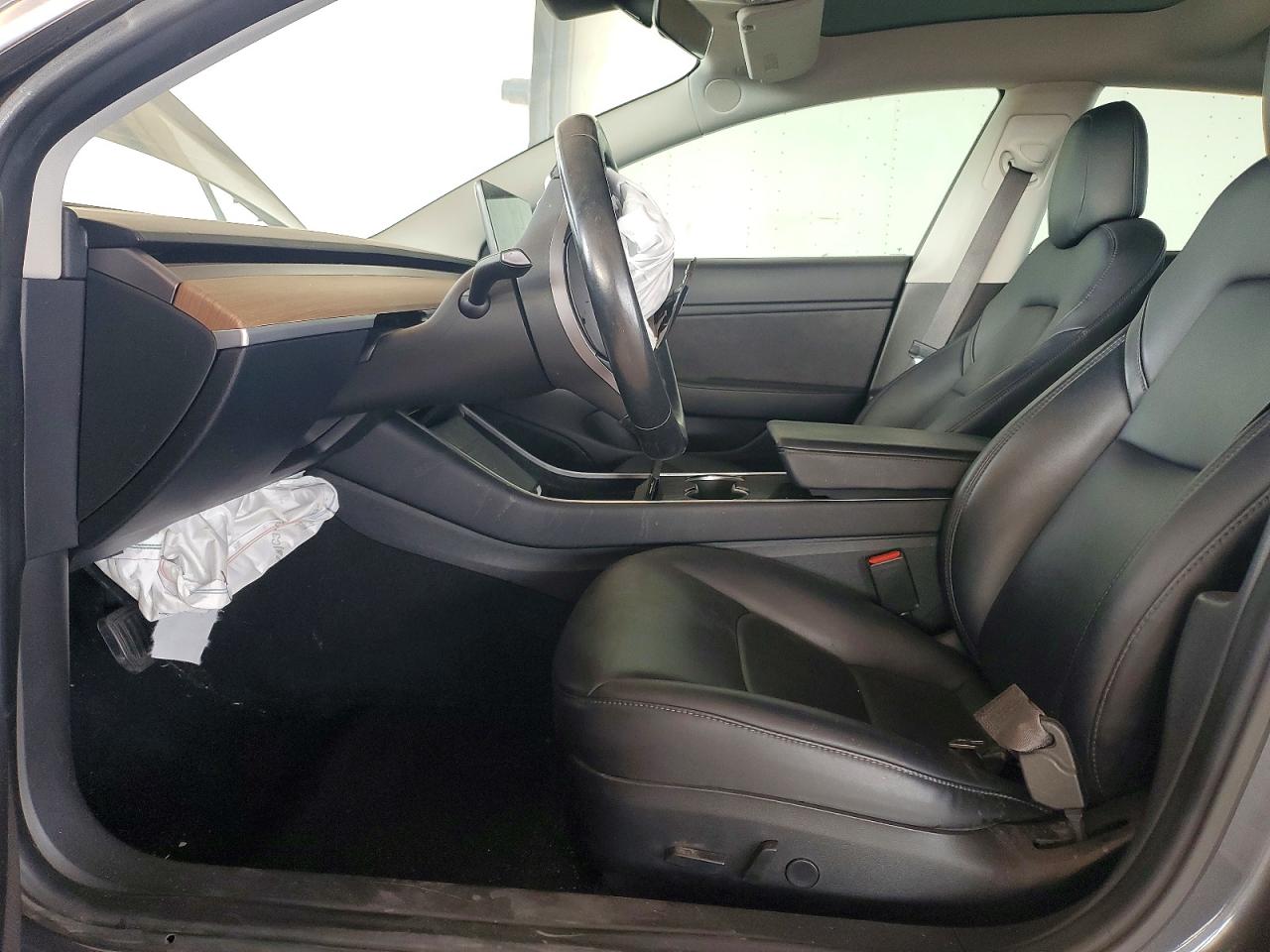 5YJ3E1EA4JF048805 · 2018 TESLA MODEL 3 · 7/12