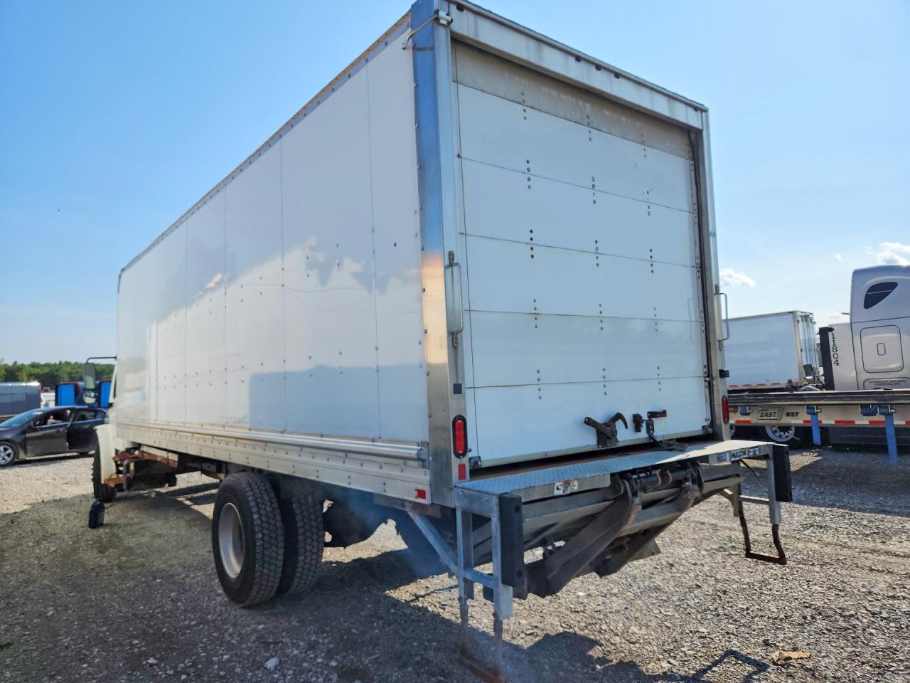 3ALACWFC0LDLY2966 · 2020 FREIGHTLINER M2 · 2/13