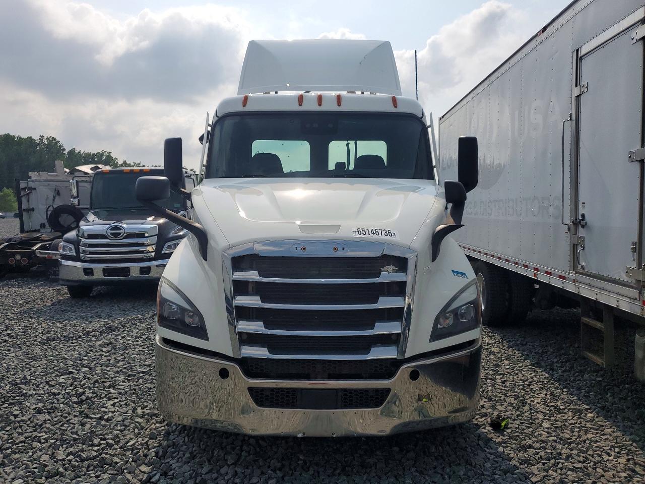 3AKJHTDV5NSNP0213 · 2022 FREIGHTLINER CASCADIA 116 · 5/13