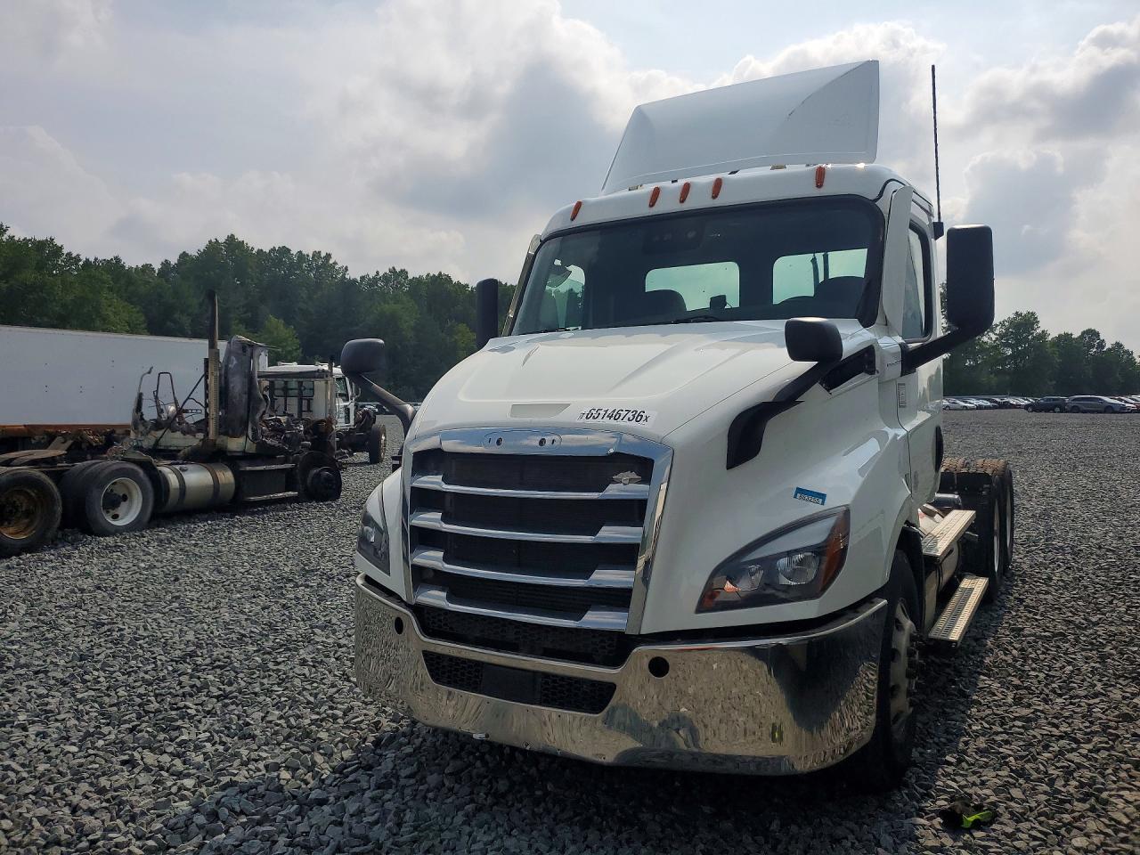 3AKJHTDV5NSNP0213 · 2022 FREIGHTLINER CASCADIA 116