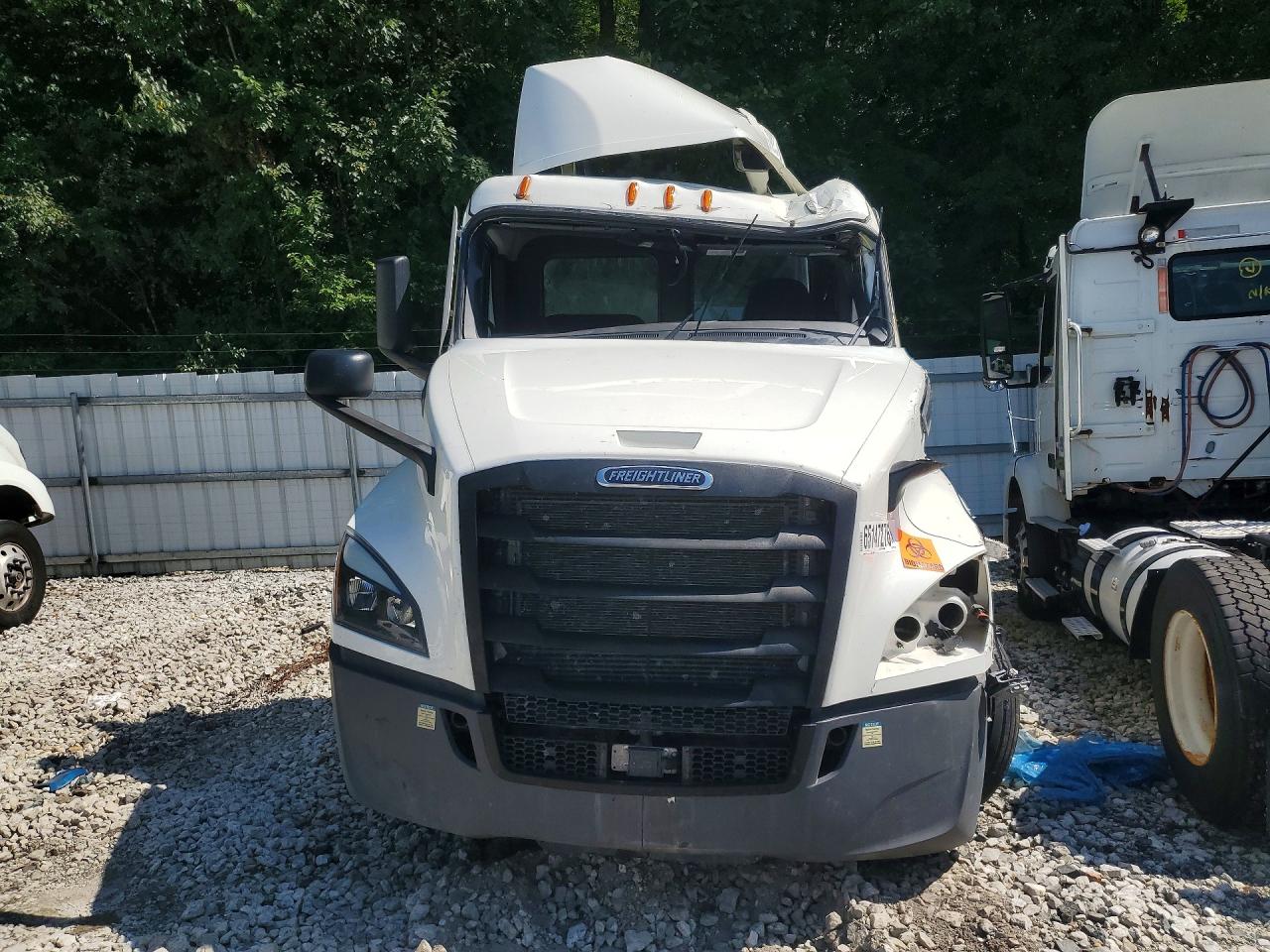 3AKJHLDV7SSWH1339 · 2025 FREIGHTLINER CASCADIA 126 · 5/11