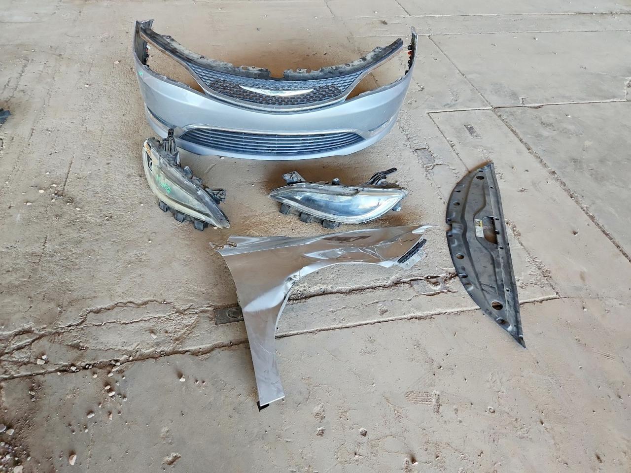 1C3CCCAB3FN711035 · 2015 CHRYSLER 200 · 12/13