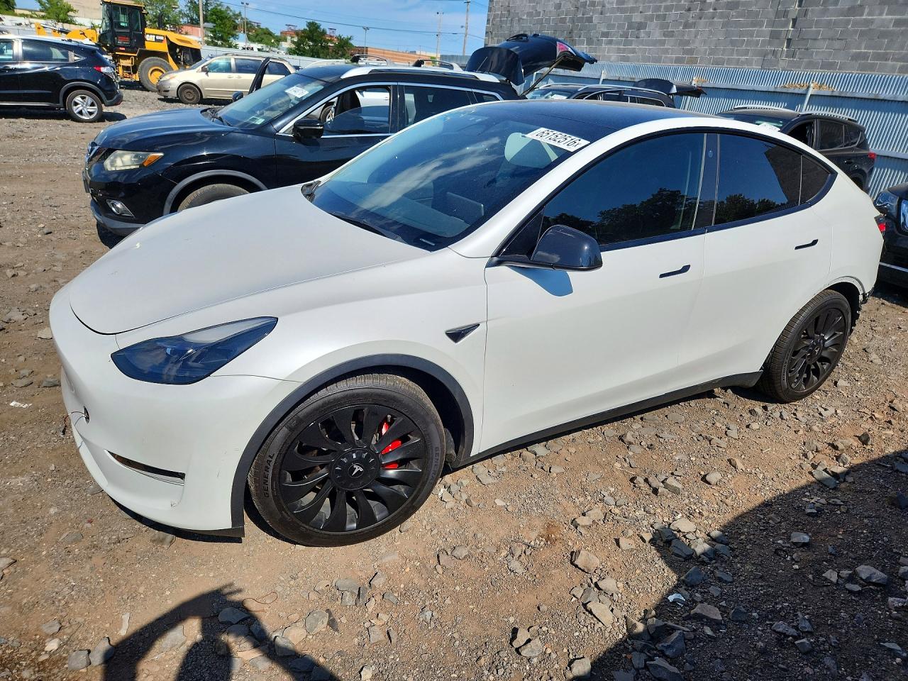 7SAYGDEF4NF510978 · 2022 TESLA MODEL Y