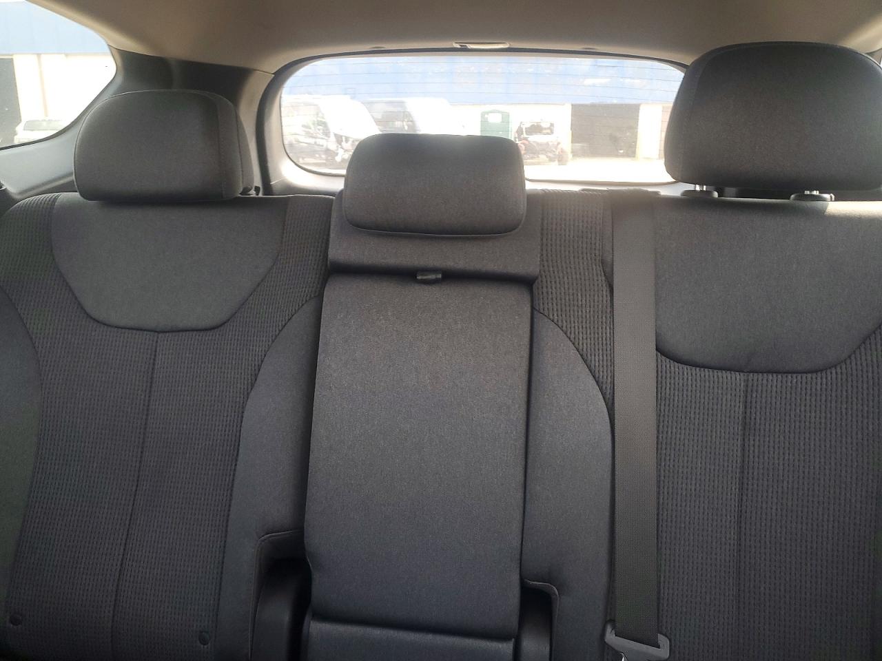 5NMS3CAD3KH136077 · 2019 HYUNDAI SANTA FE · 10/13