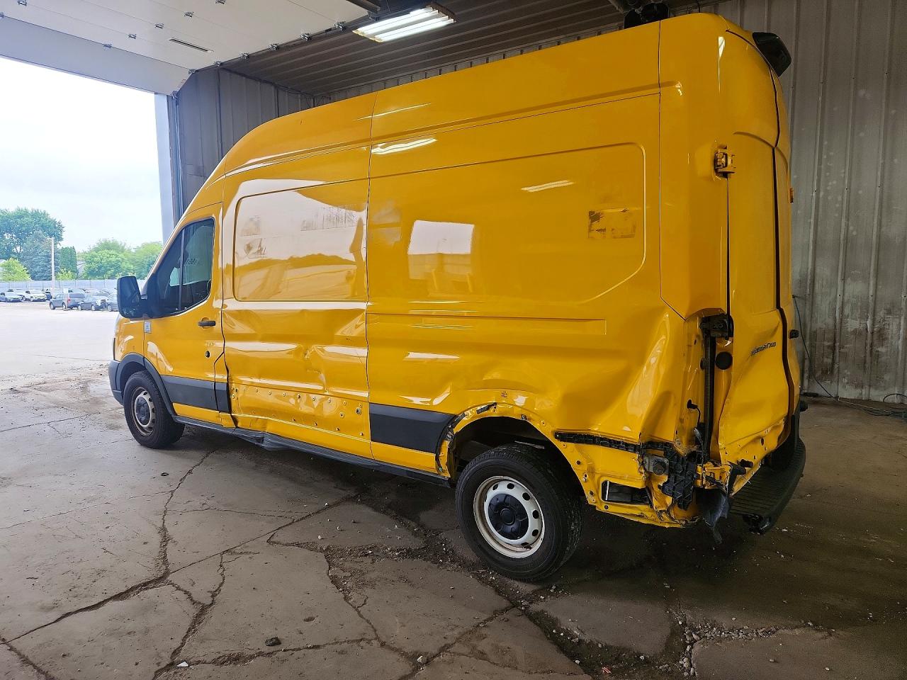 1FTBR1X84PKA25479 · 2023 FORD TRANSIT · 2/12
