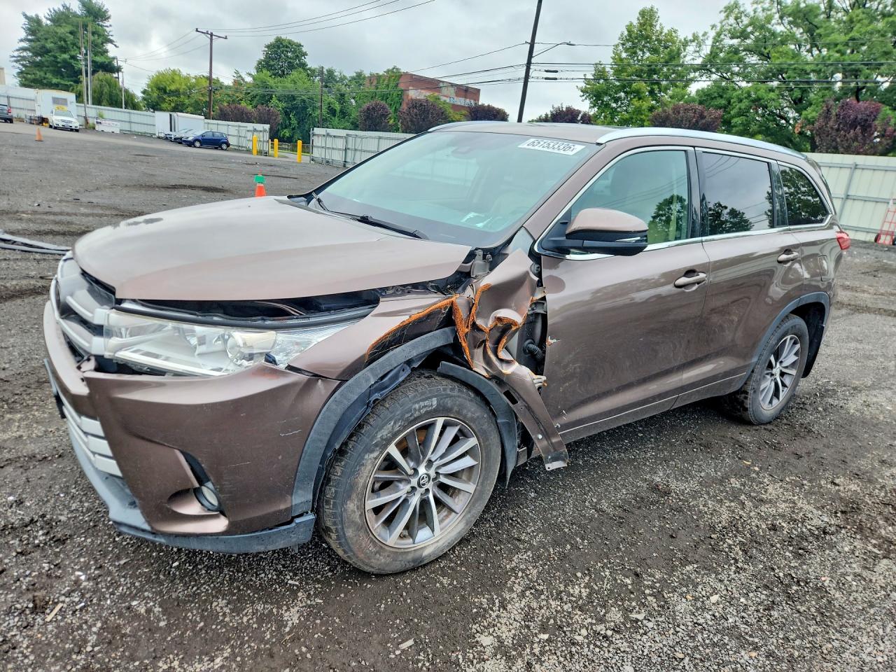 5TDJZRFH1JS902201 · 2018 TOYOTA HIGHLANDER