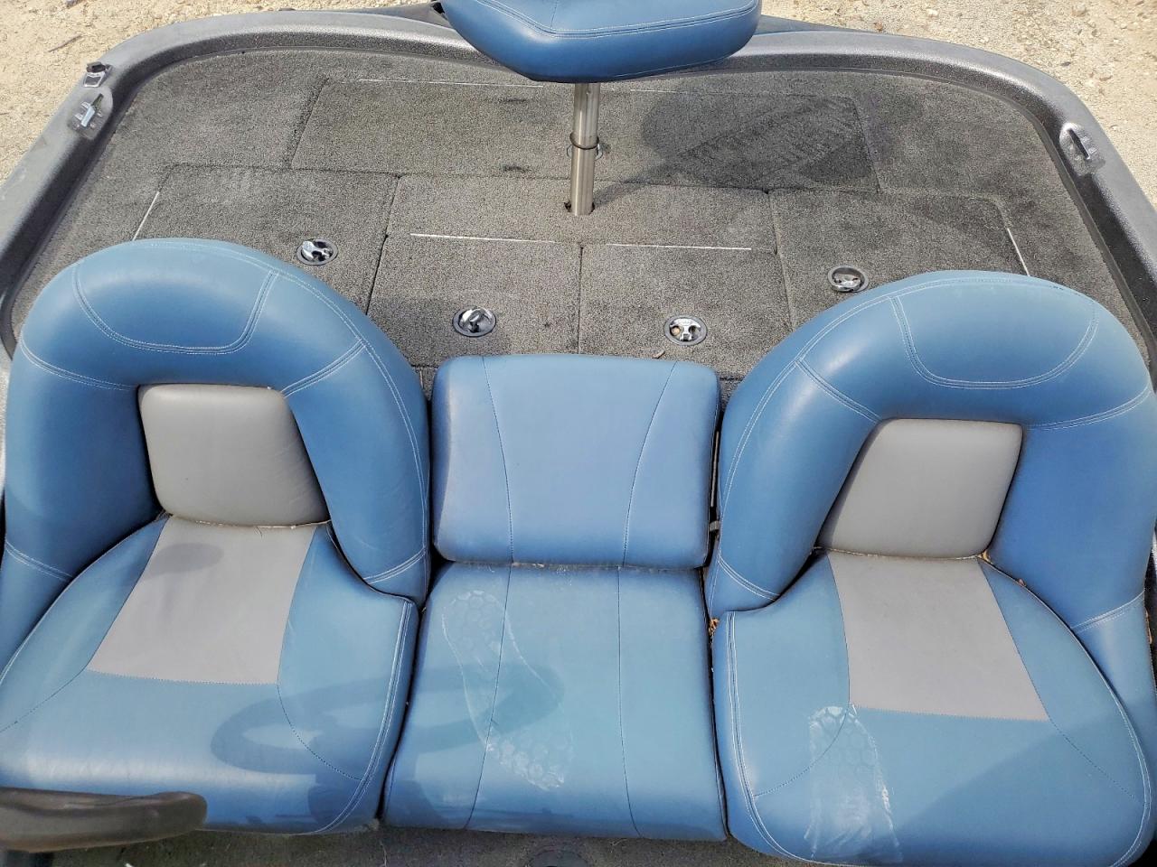 RNG6W305J304 · 2004 BOAT WITHOUT TRAILER · 6/10