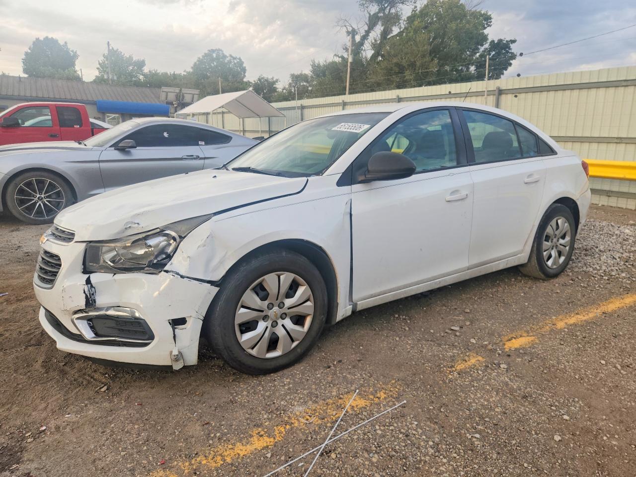 1G1PA5SH5F7167488 · 2015 CHEVROLET CRUZE