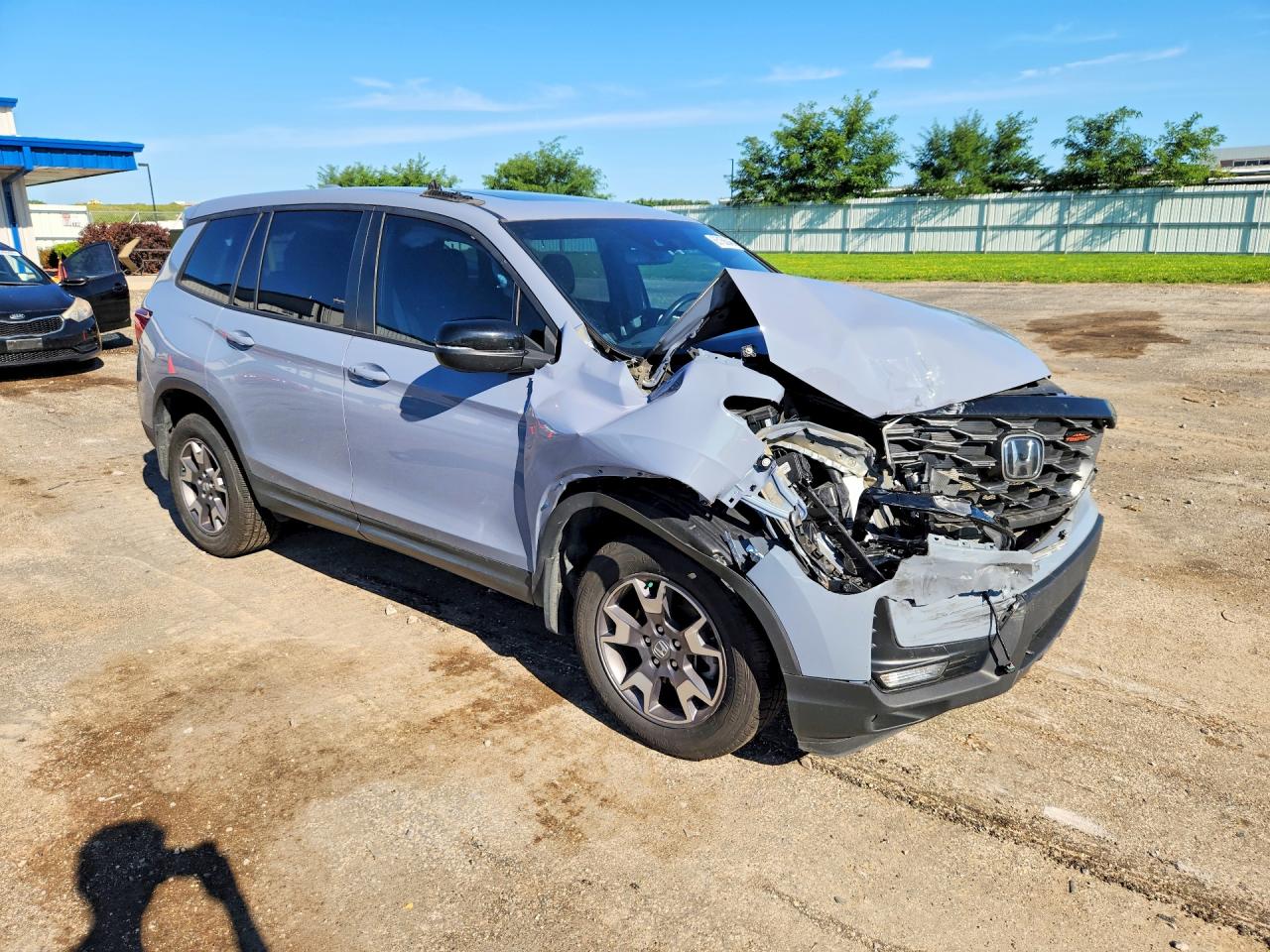 5FNYF8H64NB002206 · 2022 HONDA PASSPORT · 4/13