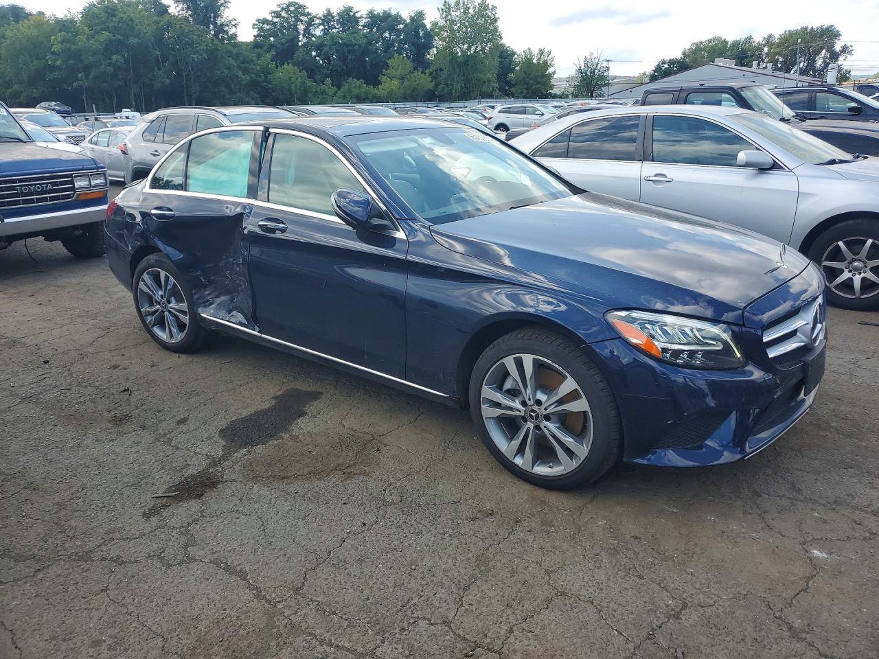 55SWF8EB0KU290146 · 2019 MERCEDES-BENZ C · 4/12