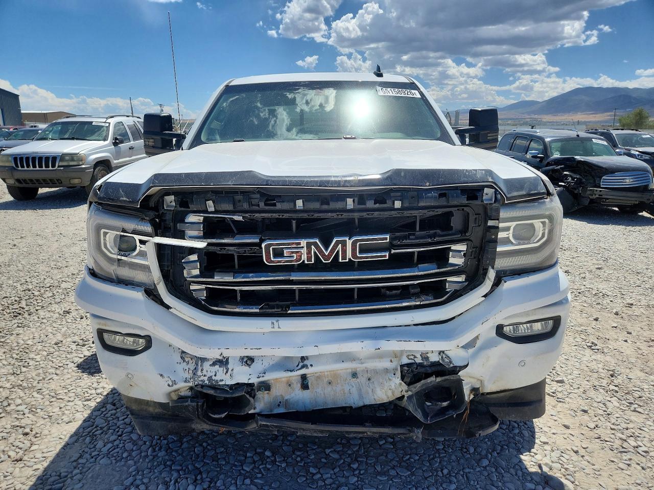3GTU2NEJ2JG111169 · 2018 GMC SIERRA · 5/12