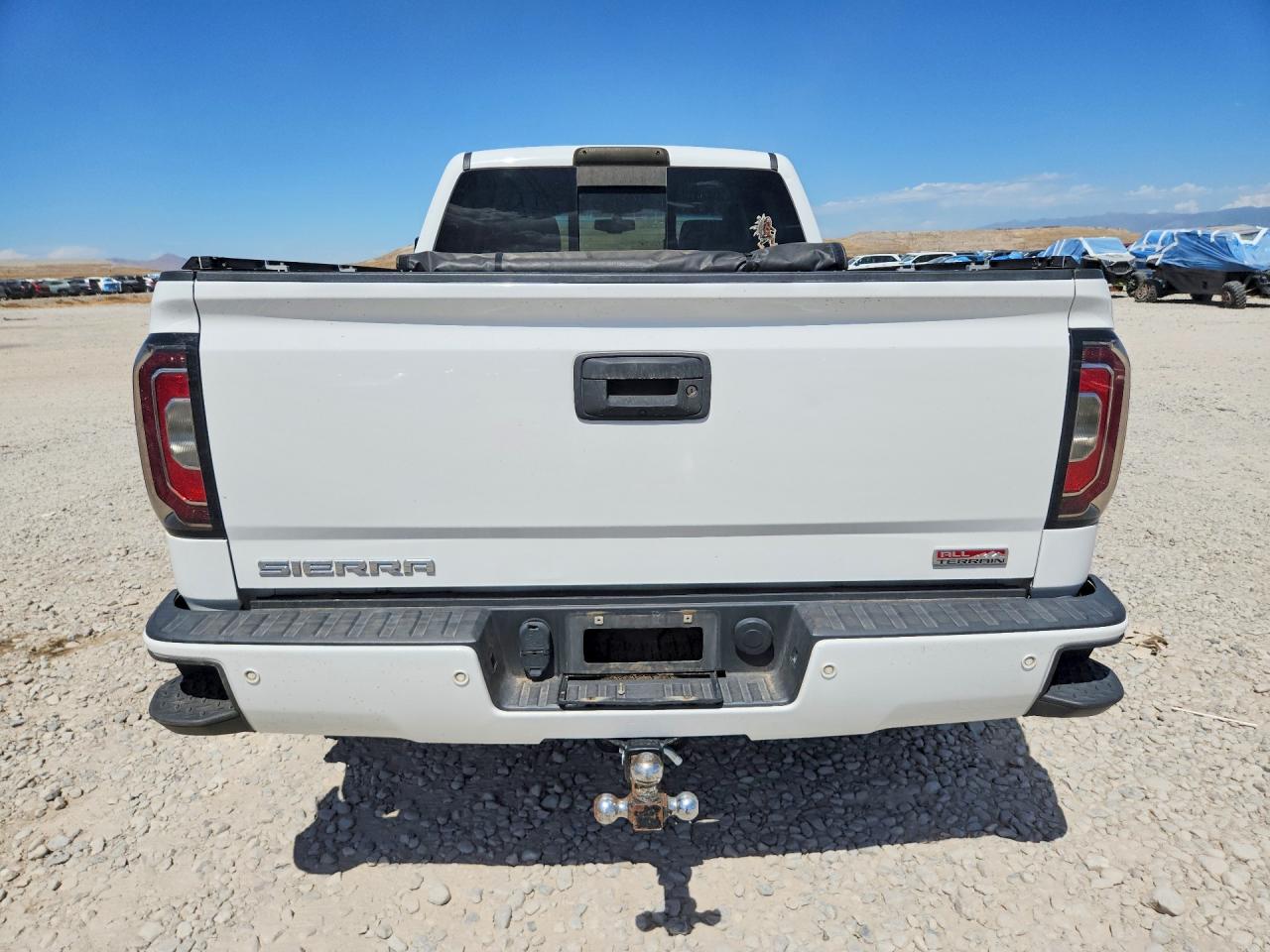 3GTU2NEJ2JG111169 · 2018 GMC SIERRA · 6/12