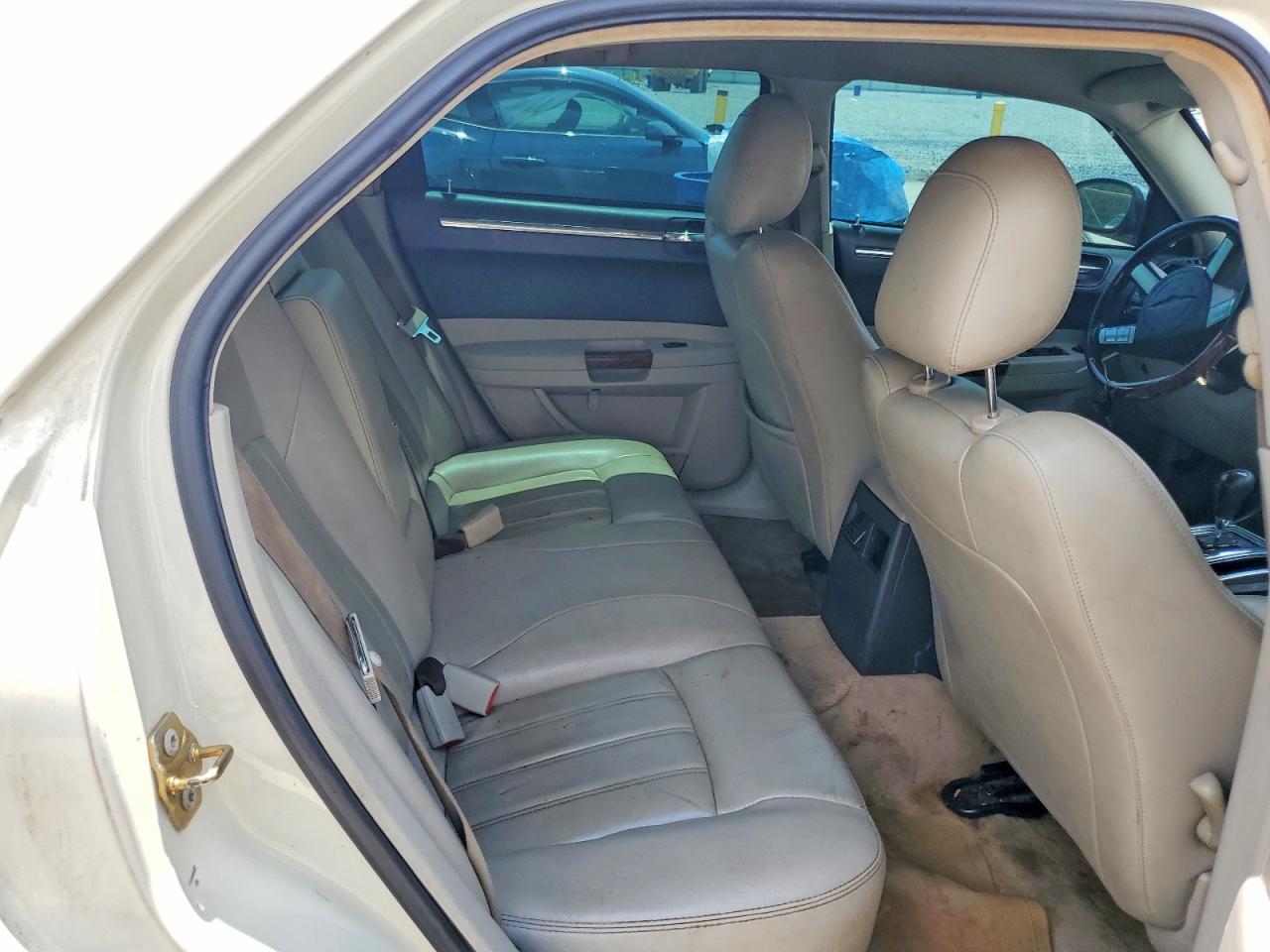 2C3KA63H96H486861 · 2006 CHRYSLER 300C · 10/12