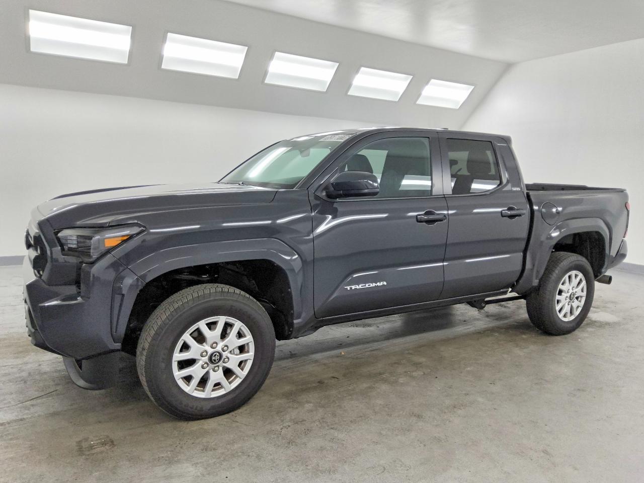3TMLB5JN4TM229300 · 2026 TOYOTA TACOMA