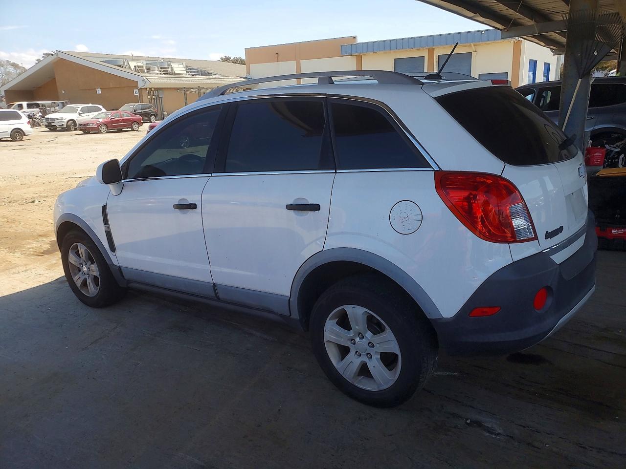 3GNAL2EK7ES514338 · 2014 CHEVROLET CAPTIVA · 2/13
