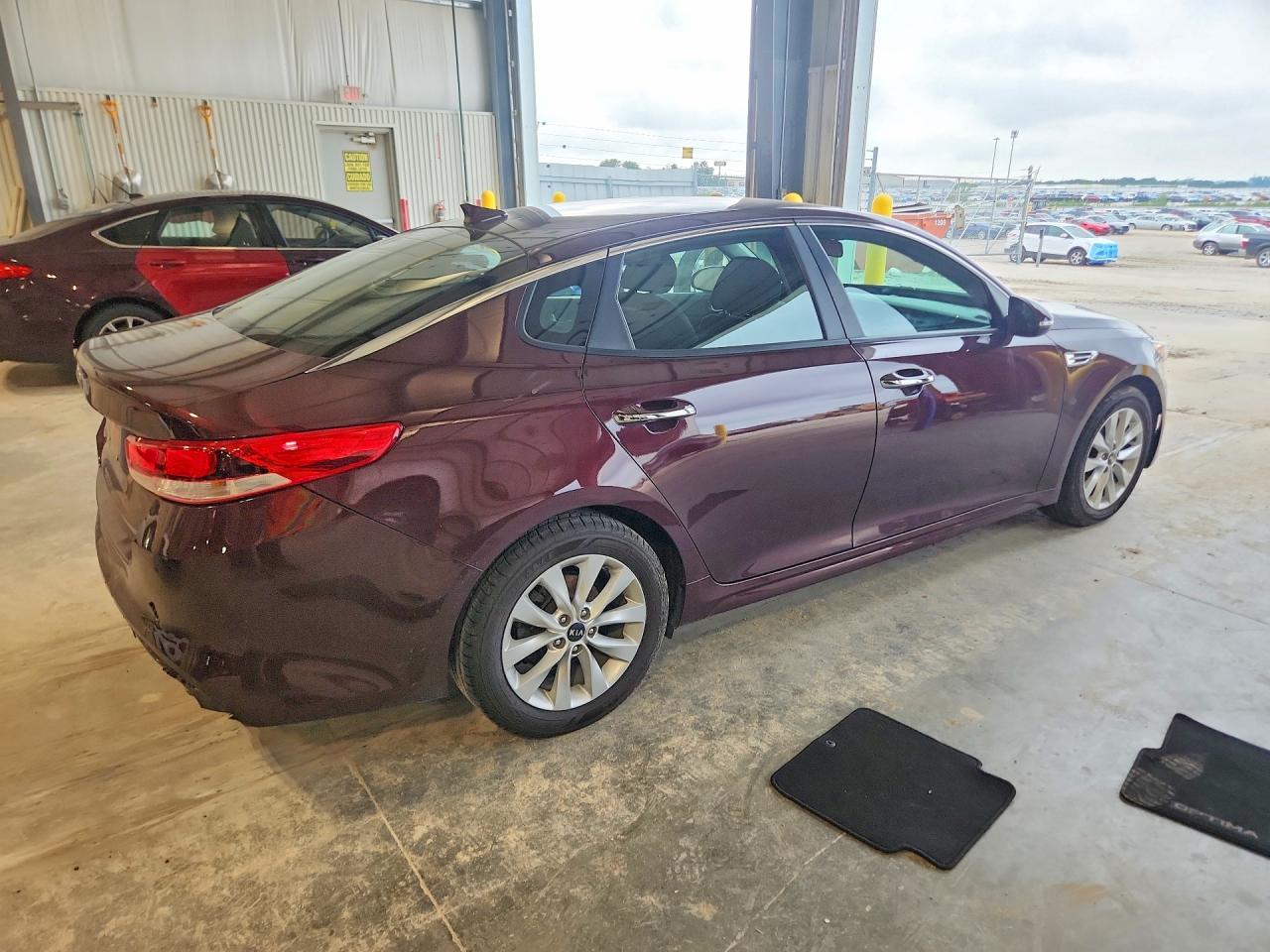 5XXGT4L32HG153511 · 2017 KIA OPTIMA · 3/13