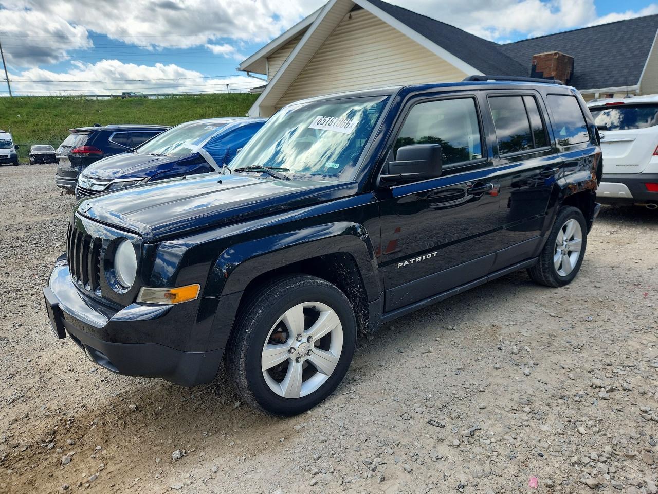 1C4NJPFB1ED715907 · 2014 JEEP PATRIOT