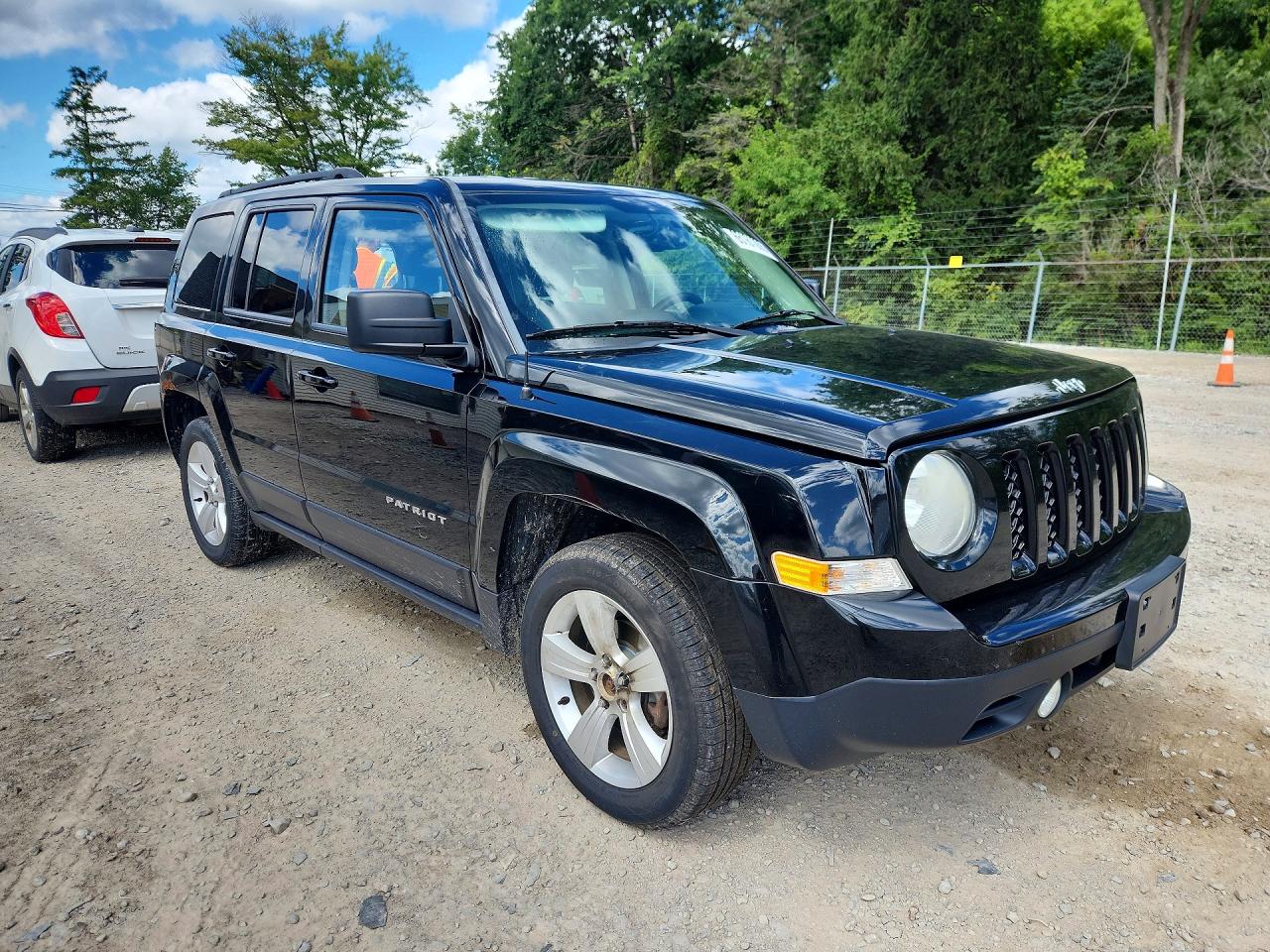 1C4NJPFB1ED715907 · 2014 JEEP PATRIOT · 4/13